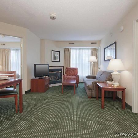 Residence Inn By Marriott Tulsa South Экстерьер фото