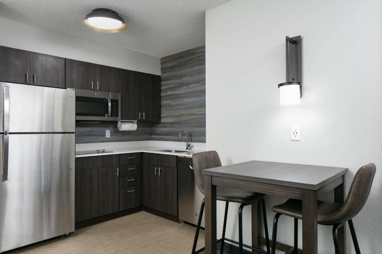 Residence Inn By Marriott Tulsa South Экстерьер фото