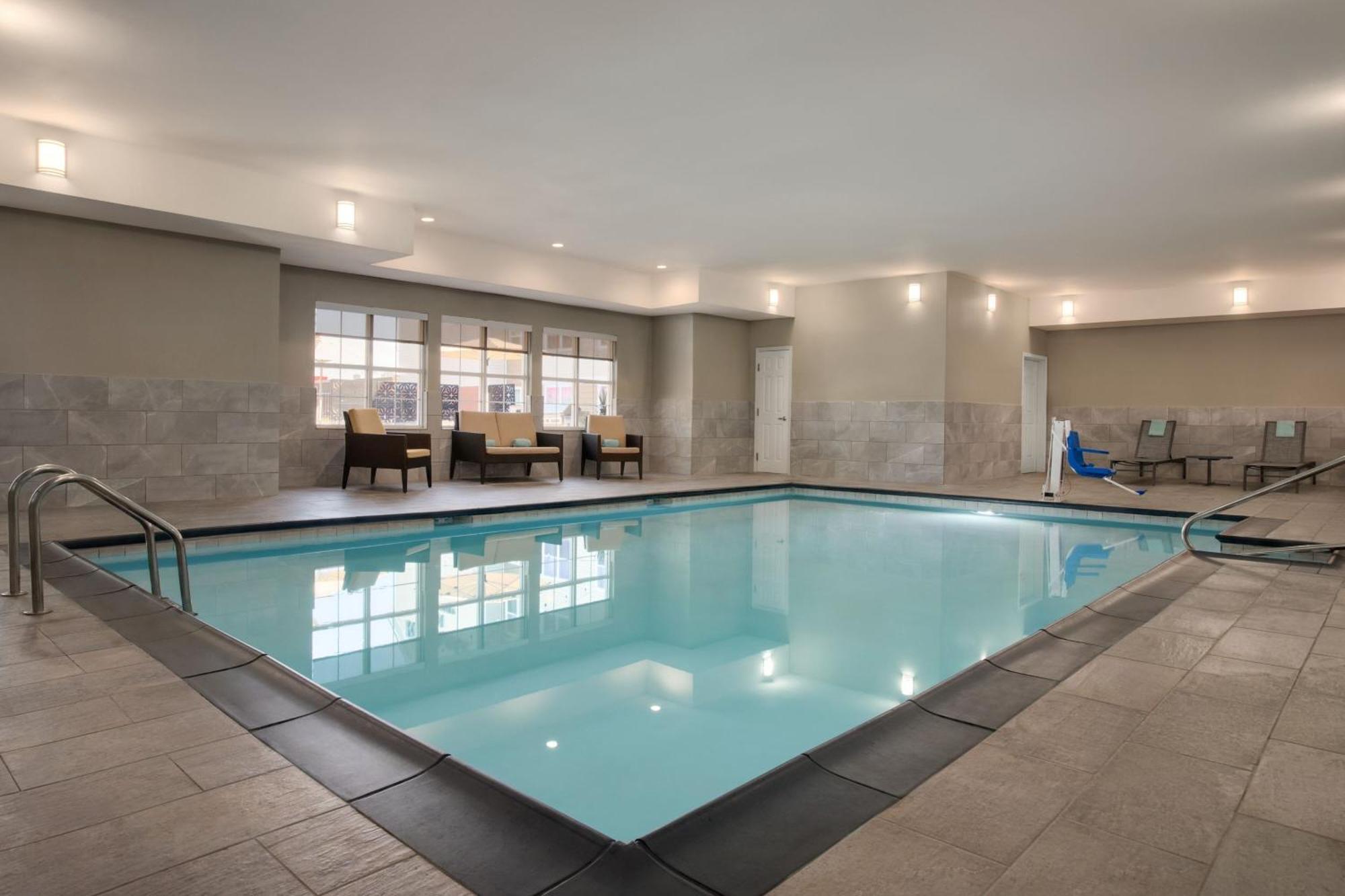 Residence Inn By Marriott Tulsa South Экстерьер фото