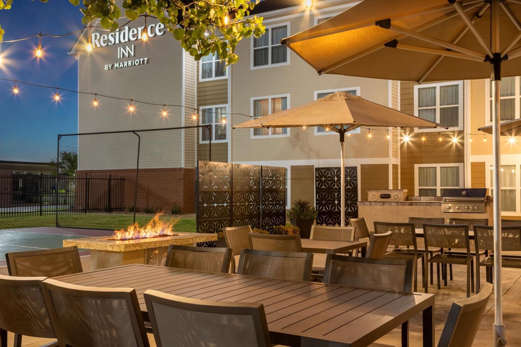 Residence Inn By Marriott Tulsa South Экстерьер фото