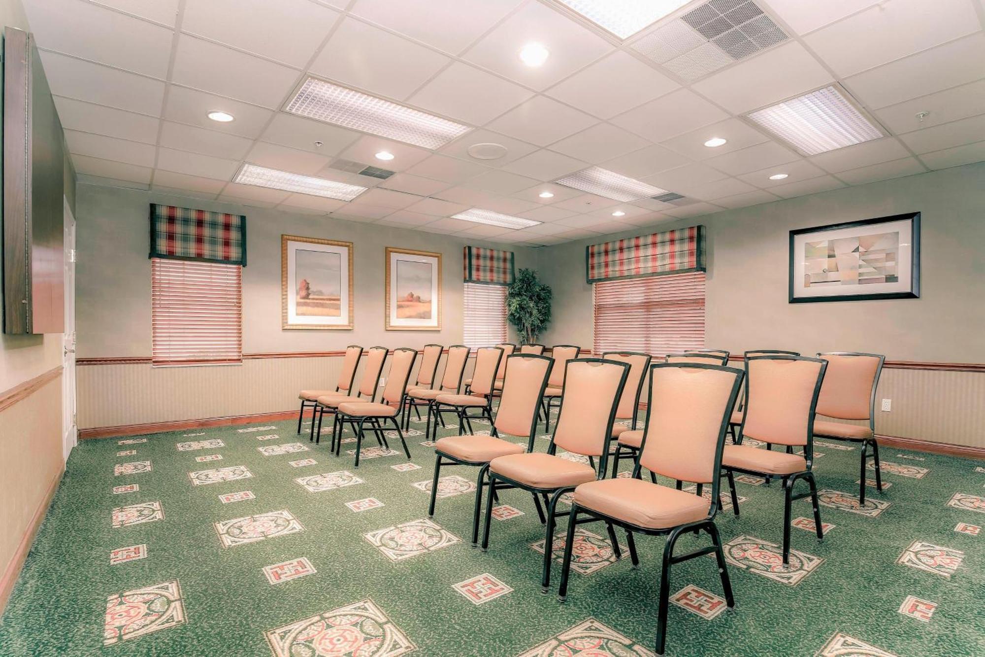 Residence Inn By Marriott Tulsa South Экстерьер фото
