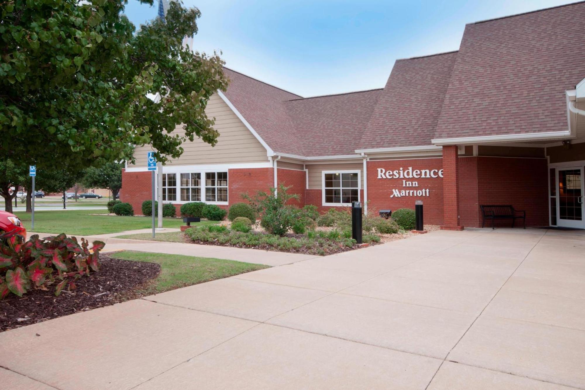 Residence Inn By Marriott Tulsa South Экстерьер фото